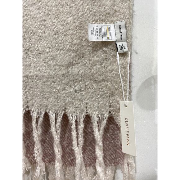 Gentle Fawn Pink and Cream Scarf - Picture 9 of 9